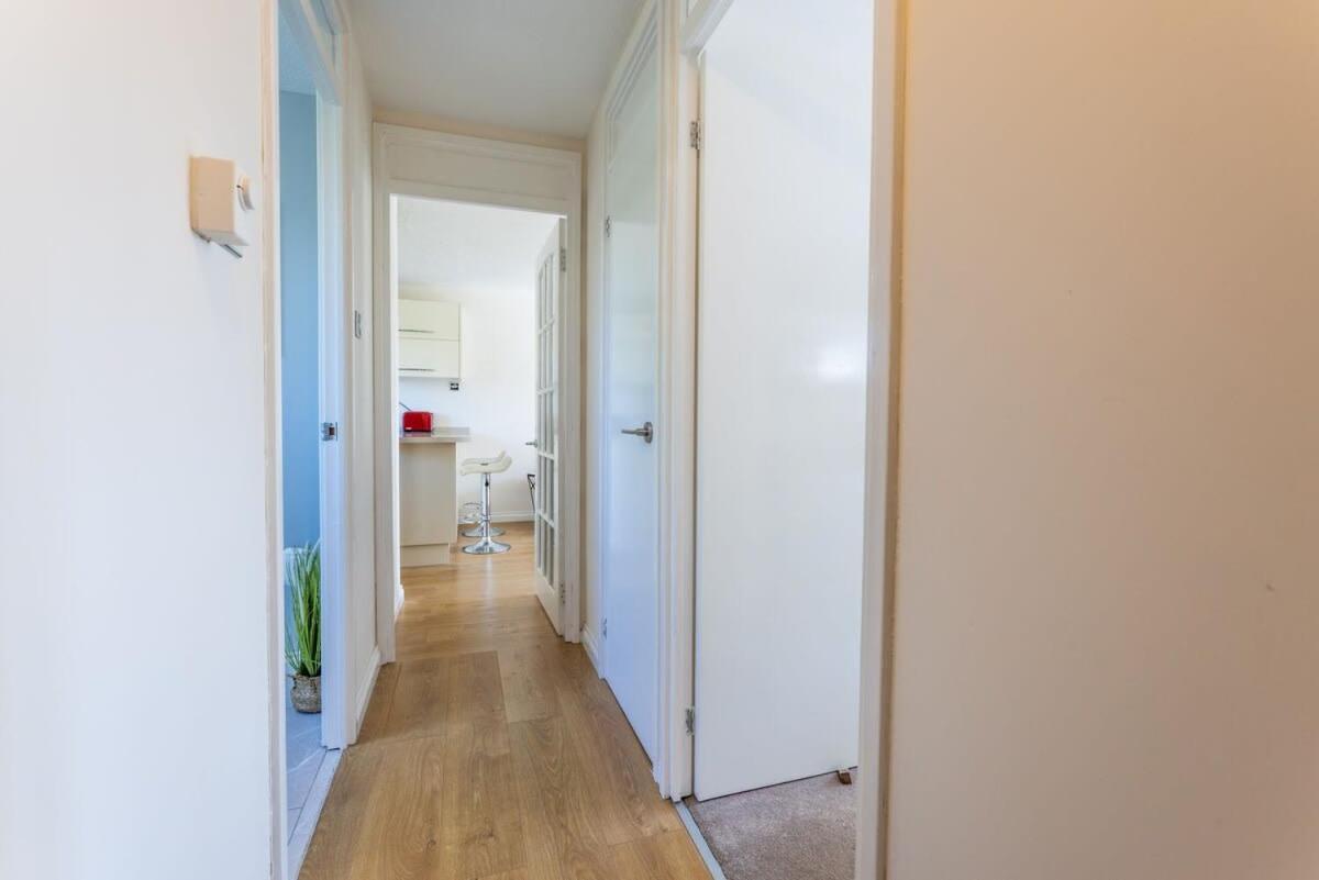 Stunning City Centre 1 Bed With Free Parking グラスゴー エクステリア 写真
