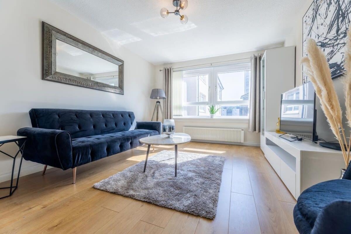 Stunning City Centre 1 Bed With Free Parking グラスゴー エクステリア 写真