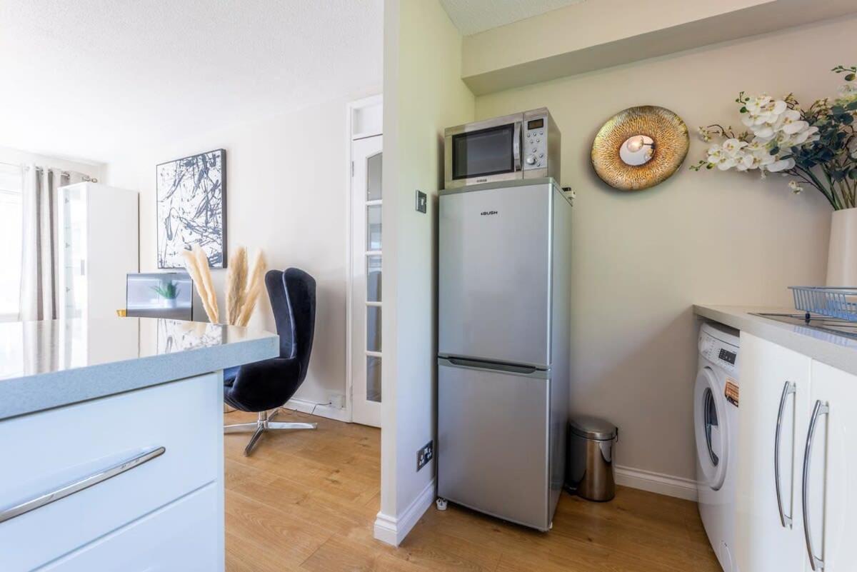Stunning City Centre 1 Bed With Free Parking グラスゴー エクステリア 写真